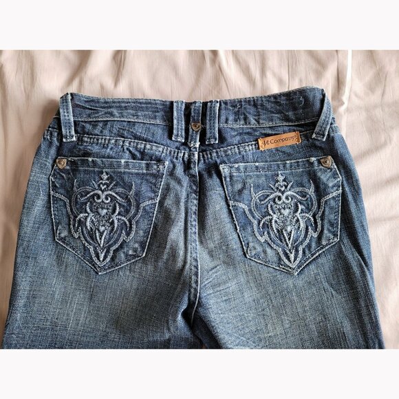 J & Company Capri Jean (26) - Picture 4 of 11